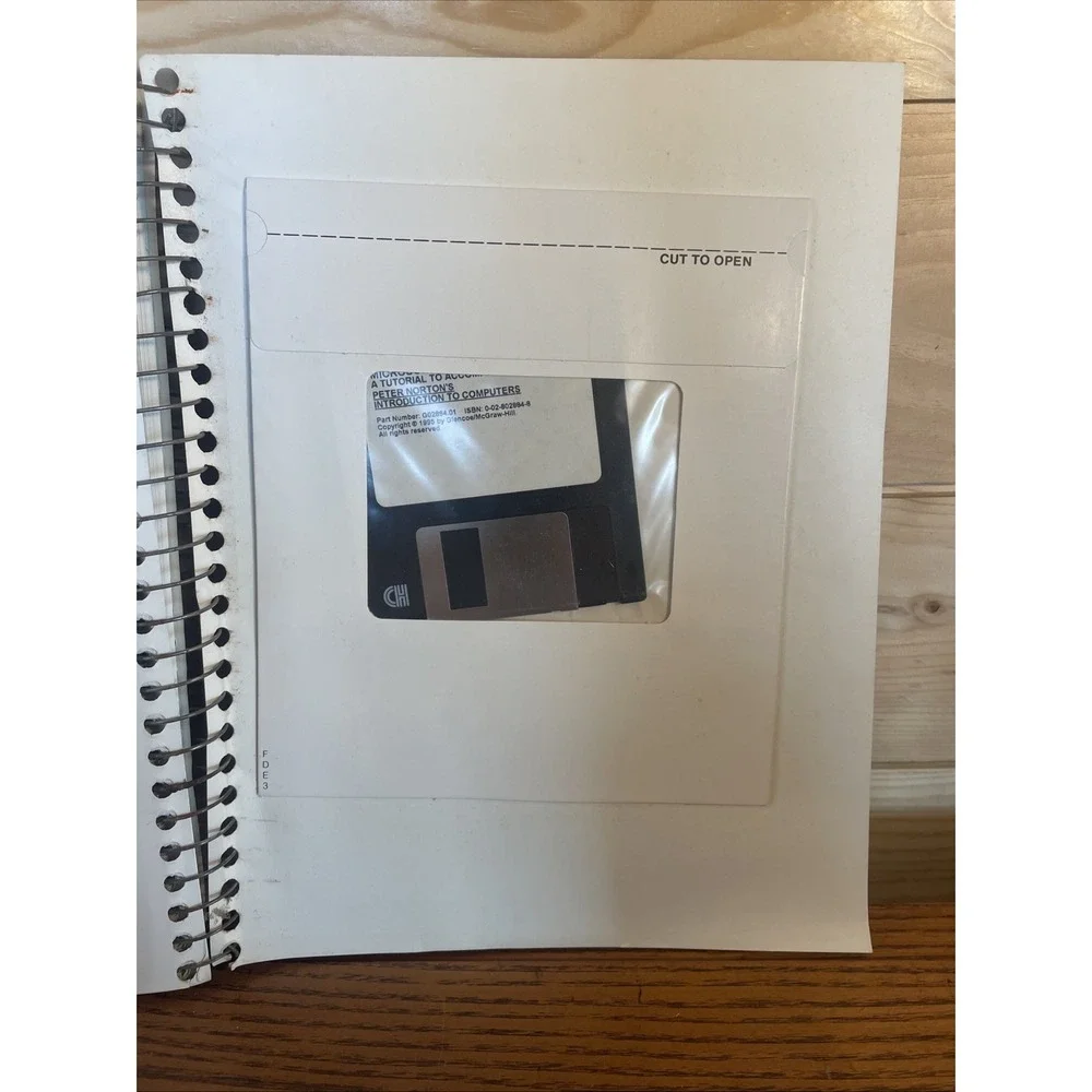 Introduction to Computers by Peter Norton 1995 Book with Diskette 1st Edition